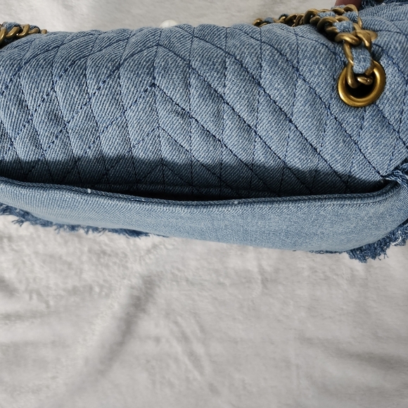 KARL LAGERFELD Agyness Quilted Pearl Chain Fringe Edge Denim Shoulder Bag - Picture 3 of 13